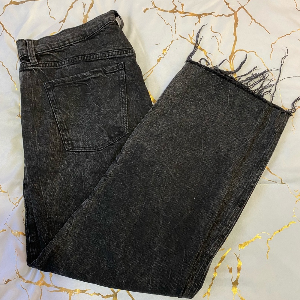 Old Navy Extra High-Rise Sky-Hi Straight Secret-Slim Pockets
